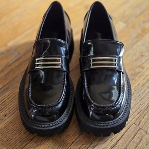 *Never Worn* Nasty Gal Shiny Black Loafers